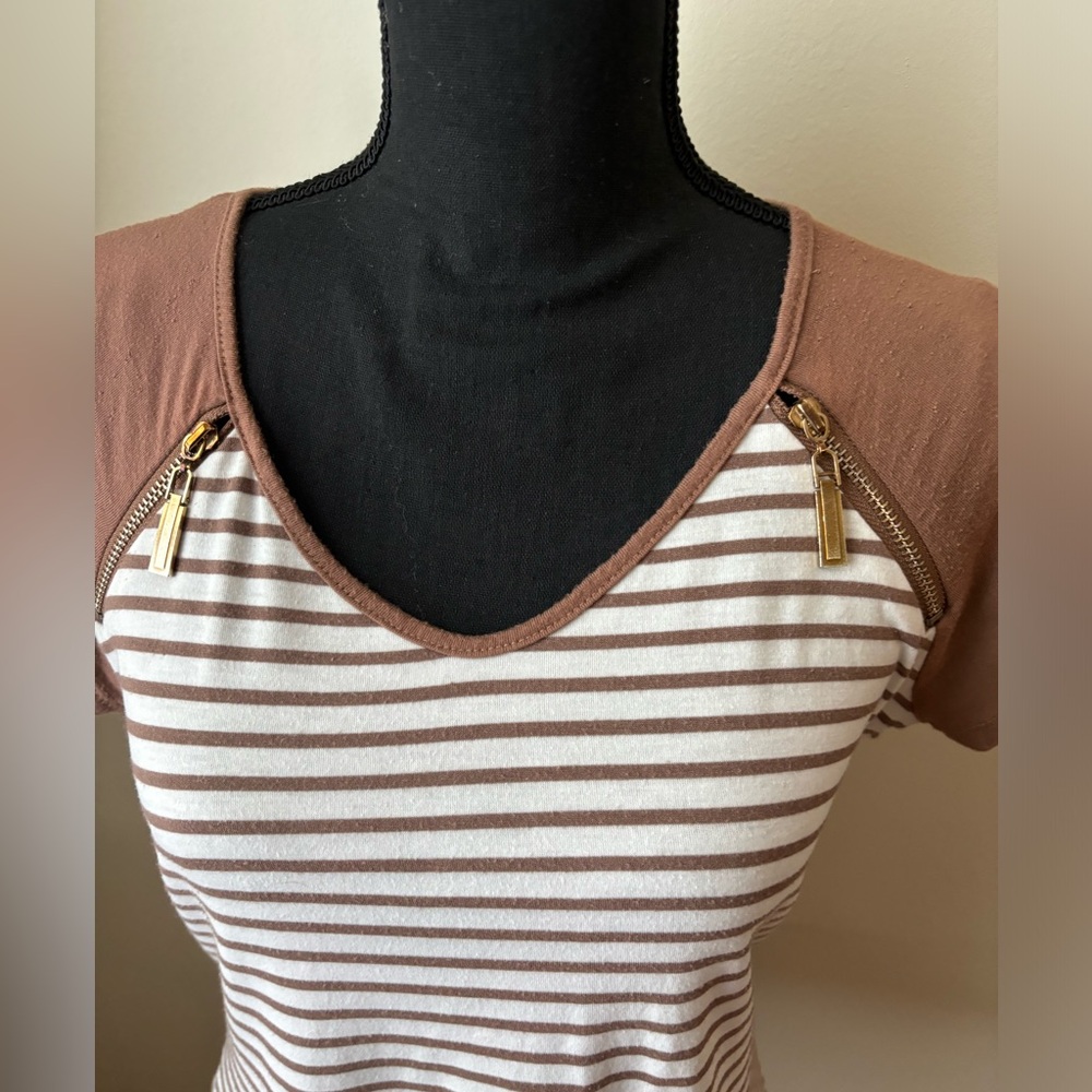 Essentials by Milano-Size M-Brown&white with Zipper on each side.Great Pre-Loved
